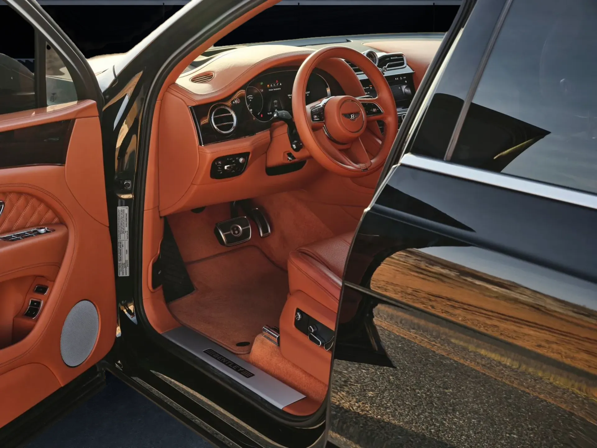 Bentley Bentayga - image 3