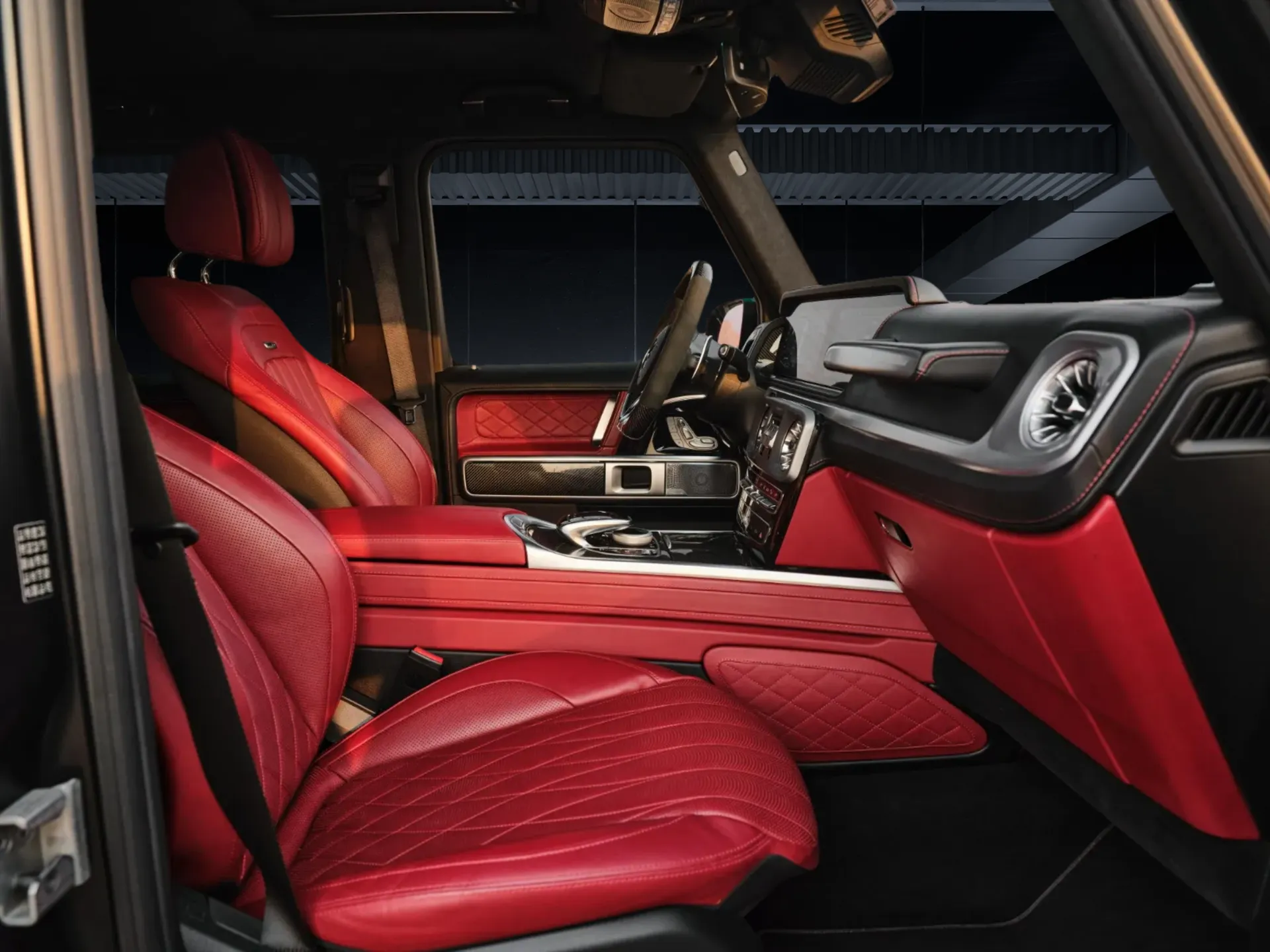 Mercedes-Benz AMG G63 - image 3
